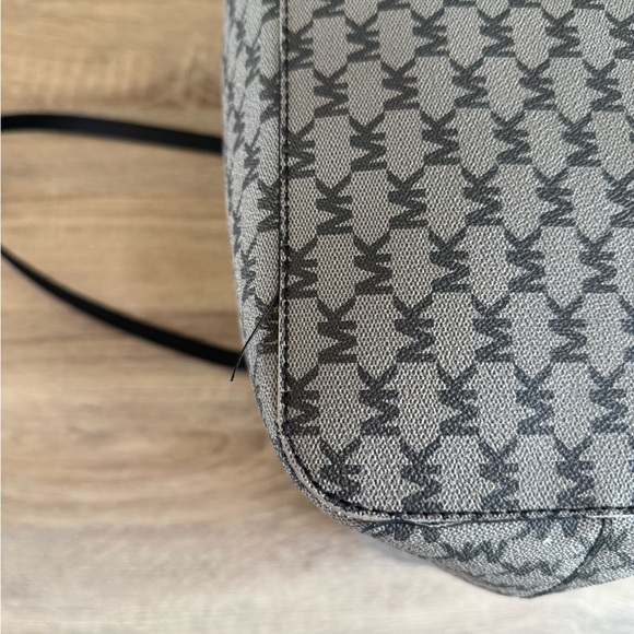 Michael Kors Black and Gray Signature Emry Tote - Picture 9 of 13